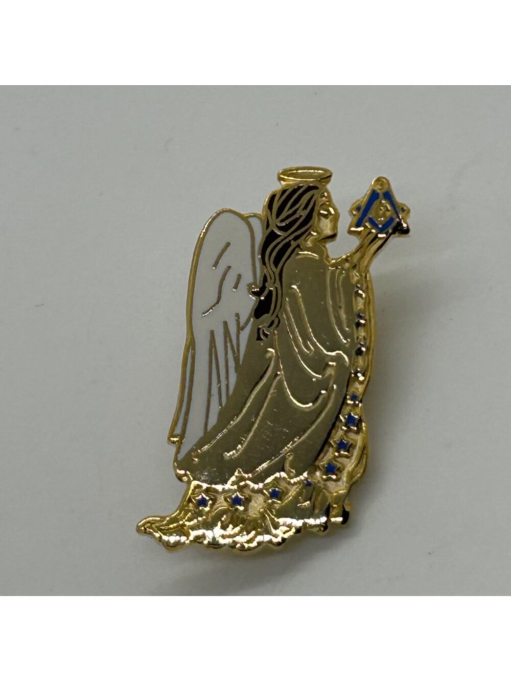 Free Mason Pin Angel Holding Square & Compass Masonic Gold-tone and Enamel - Picture 8 of 13